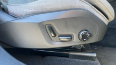 Volvo XC60 2.0 T8 [455] RC PHEV Ultimate Dark 5dr AWD Gtron Estate